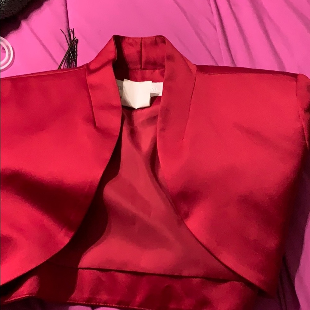 Red silky short jacket